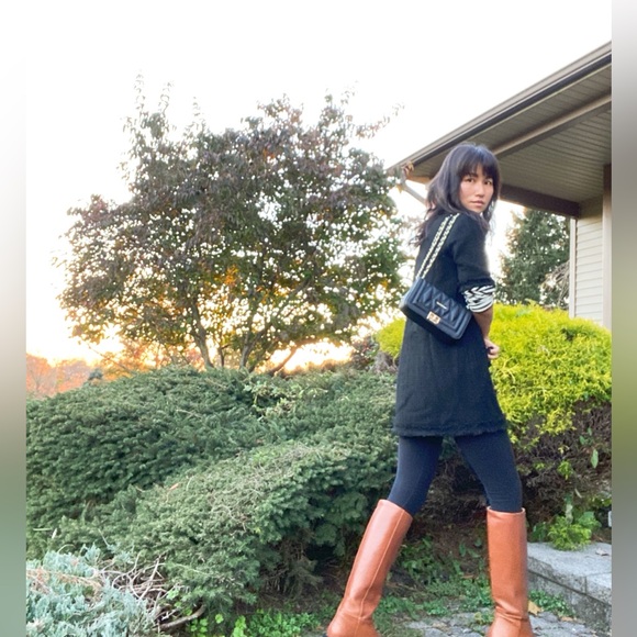 VALENTINO BY MARIO VALENTINO
Beatriz D Leather Shoulder Bag - Picture 10 of 11